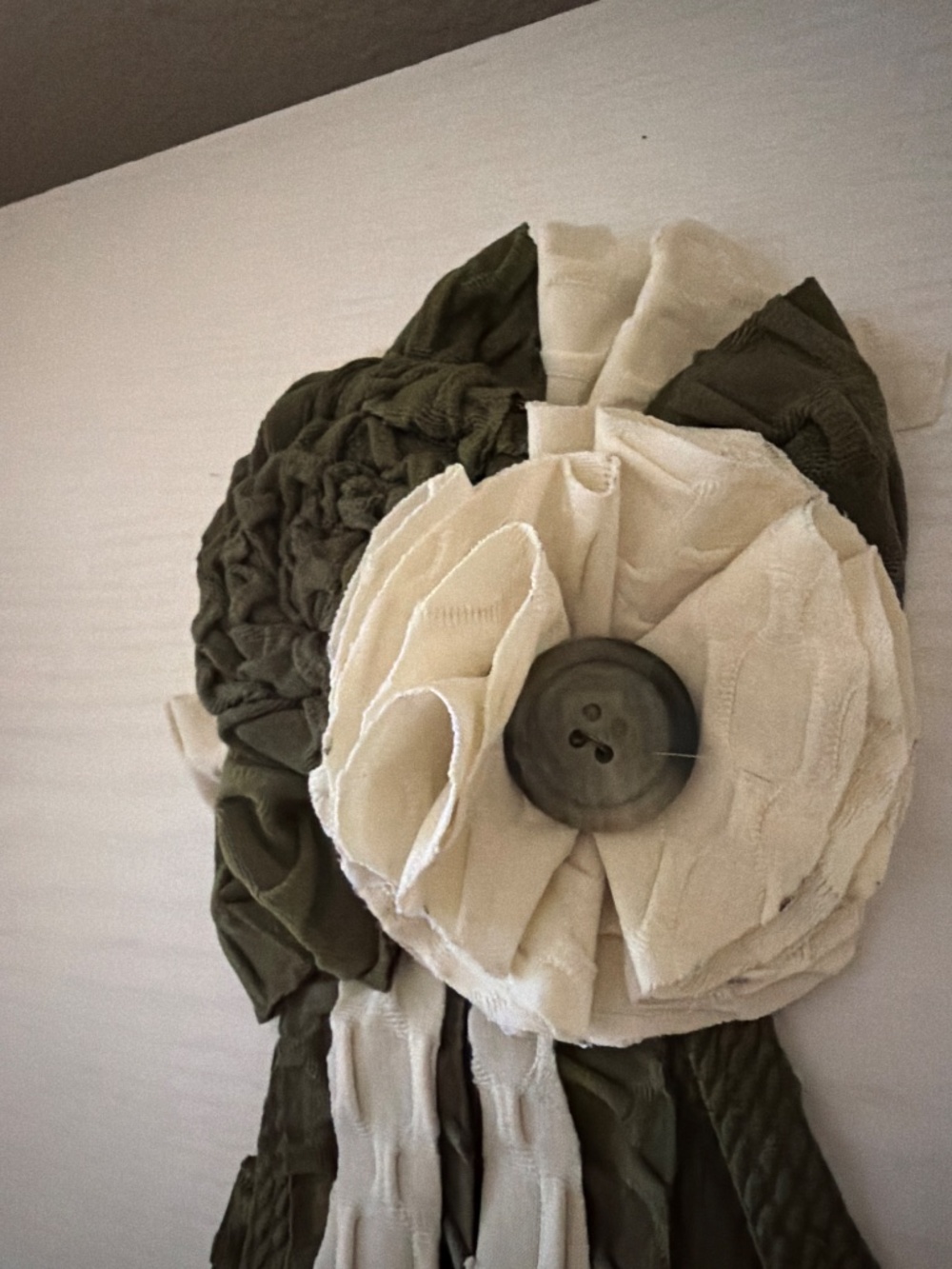 Olive and Ivory Flower Pin. - Picture 2 of 3